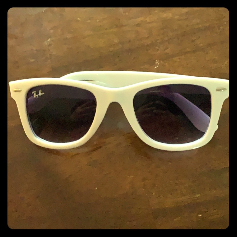 White Rayban’s